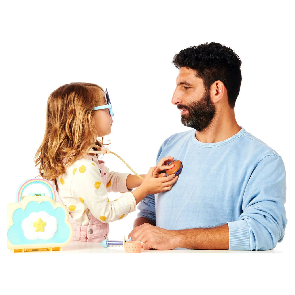 Bluey Cloud Bag Doctor's Set, Doctor Check Up Set, Toy Doctor's Playset with 7 Play Pieces, Stethoscope, Syringe, toy Bandage, Stickers, and more , Preschool, Toys for Kids, Ages 3+