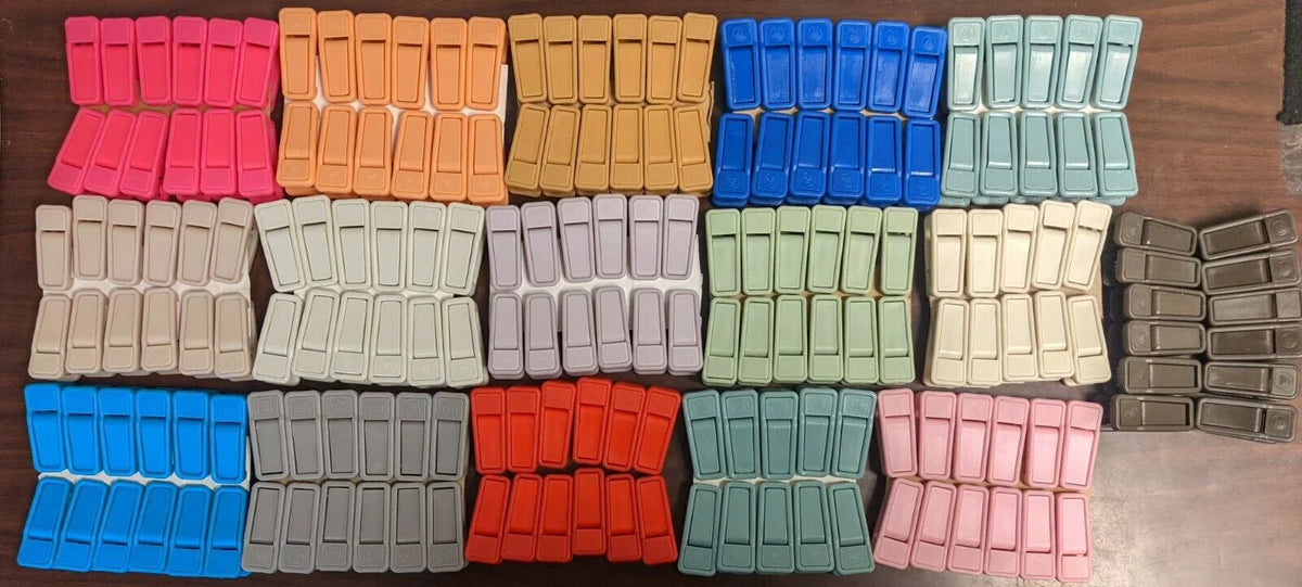 LOT OF 48 - JOY MANGANO HUGGABLE Black HANGER CLIPS (Turquoise)