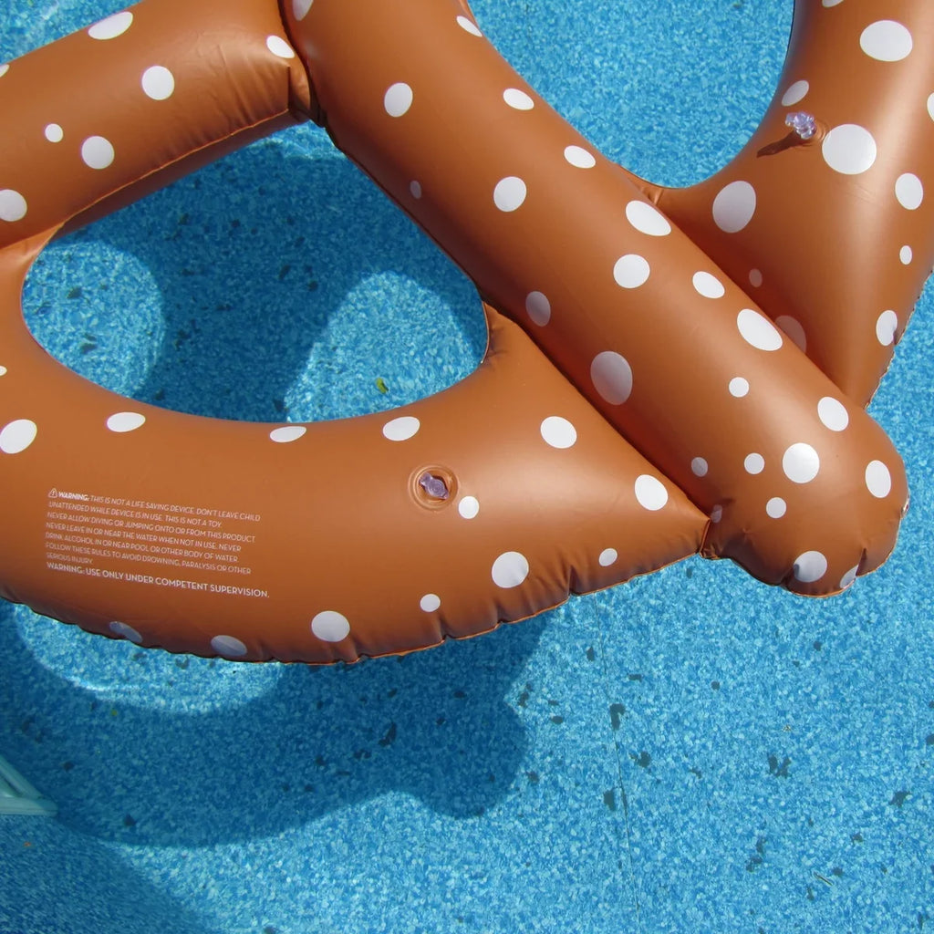 Giant 48" InfLatitudeable Pretzel Swim Pool Water Float Blow Up Toy Party Decoration Novelty Raft