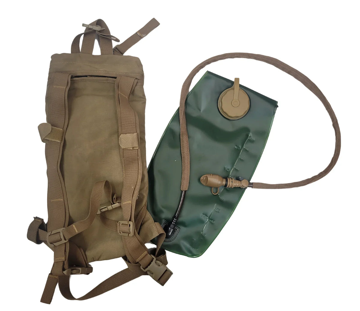Military Outdoor Clothing Previously Issued Coyote Hydration System Carrier with never pre-owned import bladder