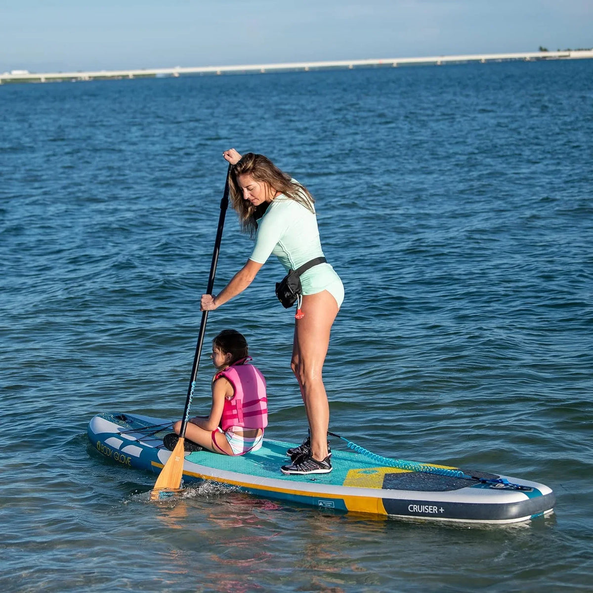 Body Glove Cruiser InfLatitudeable Stand Up Paddle Board Package, White/Blue